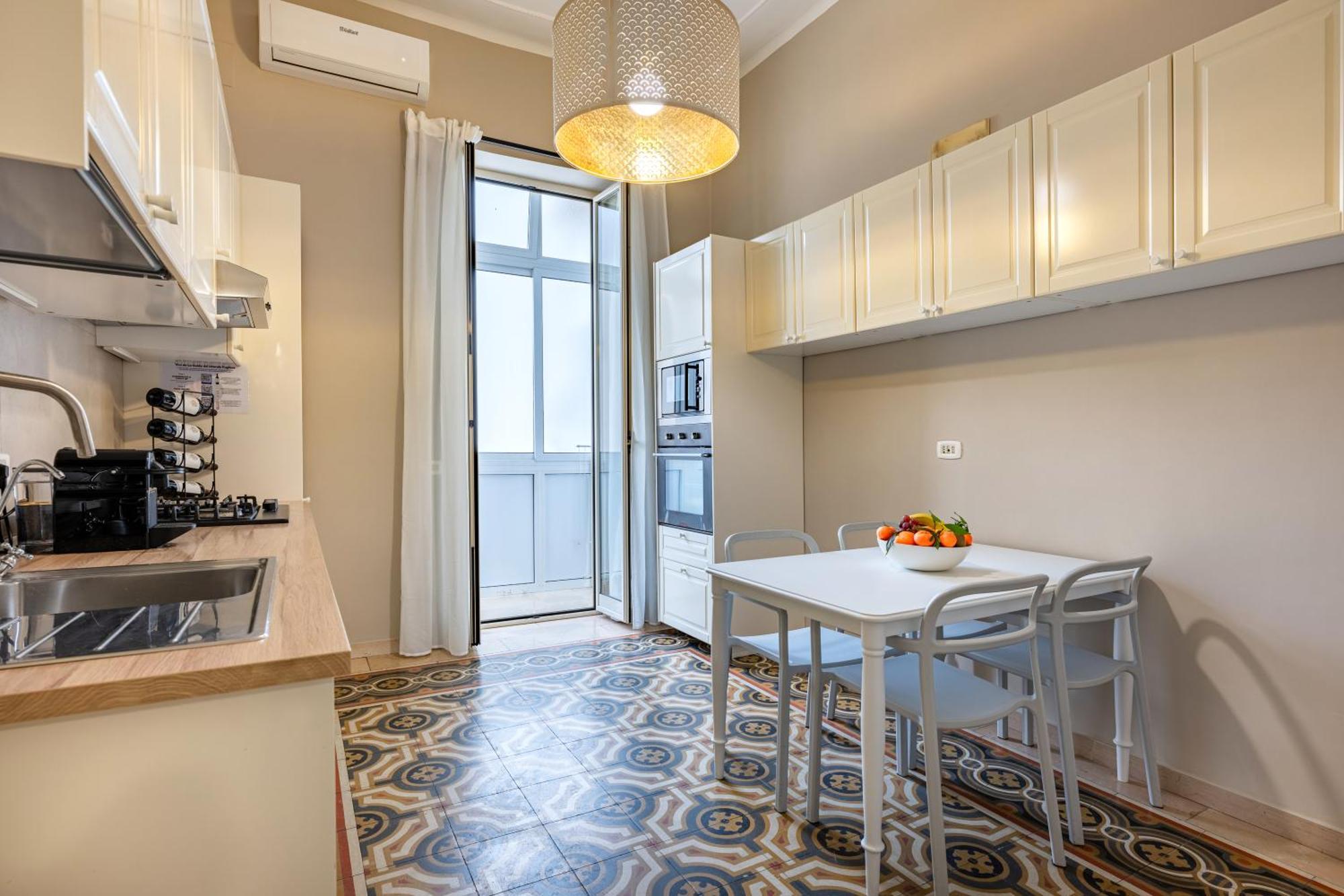 100Mq Maison Paradise - Central & Elegant Apt Bari Esterno foto